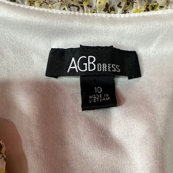 Floral Ruffle Wrap Dress size 10 - Picture 5 of 6